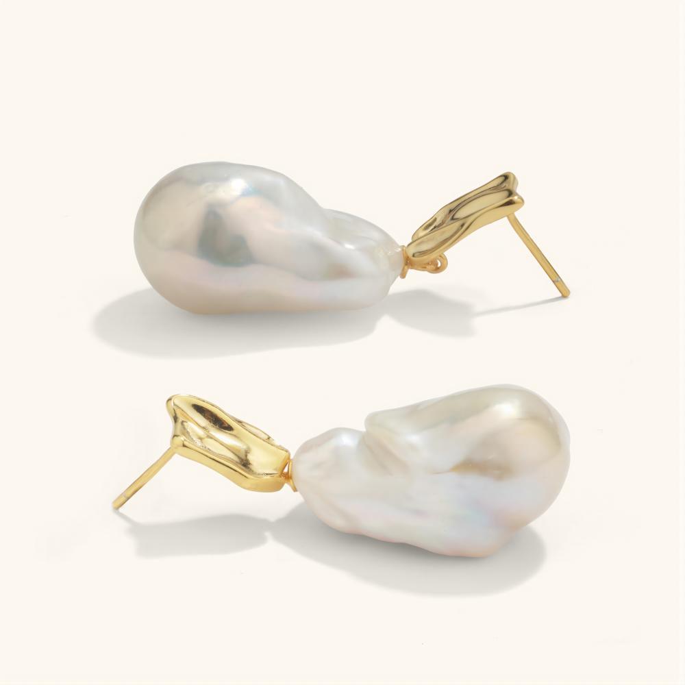 Large Baroque Pearl Drop Earrings - JESCOJES