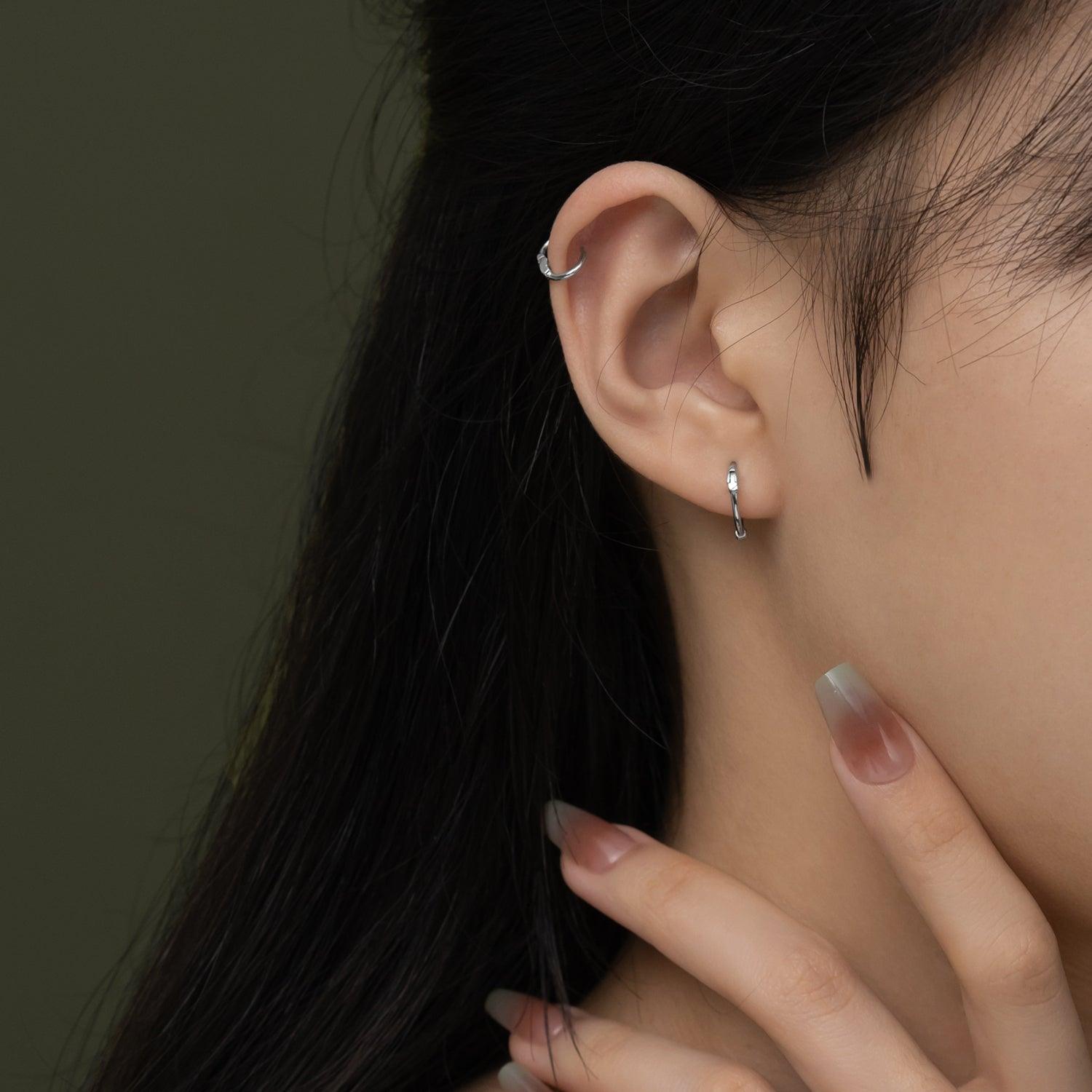 Easy Huggie Hoop Earrings - JESCOJES