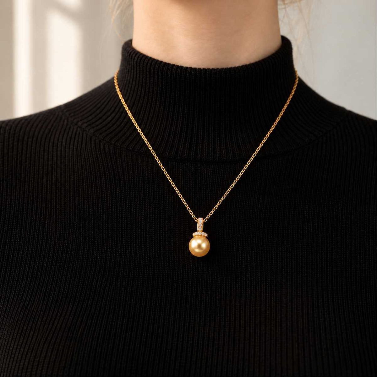 JESCOJES The Halo | Convertible South Sea Gold Pearl Pendant Necklace