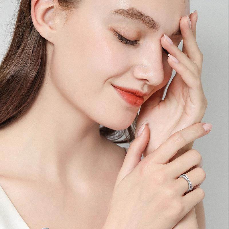 JESCOJES Deep Love Premium Moissanite Pavé Wedding Ring