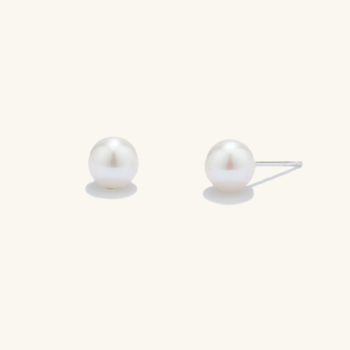 Charismatic Freshwater Pearl Stud Earrings 7-7.5mm