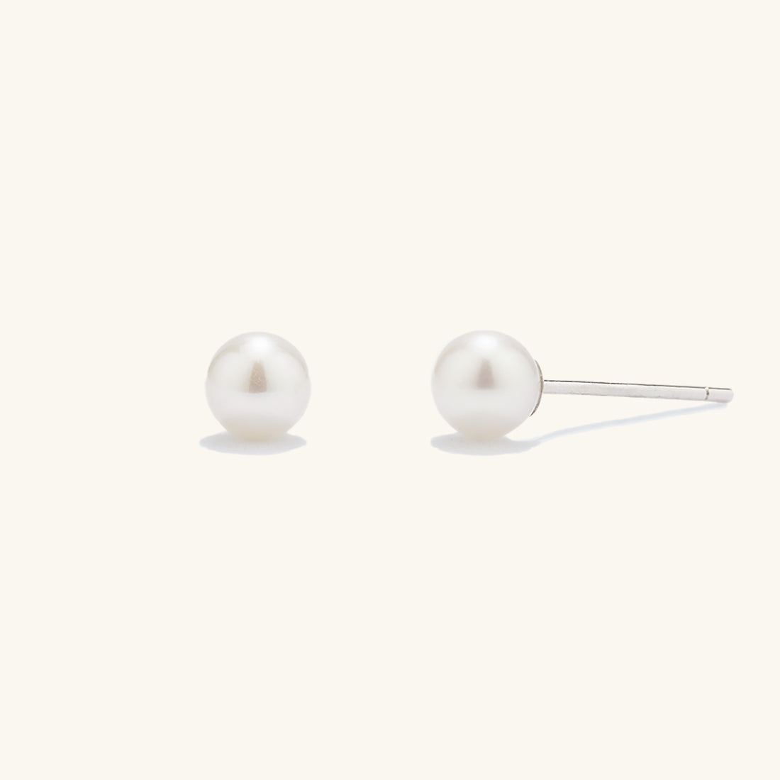 Charismatic Freshwater Pearl Stud Earrings 4.5-5mm - JESCOJES