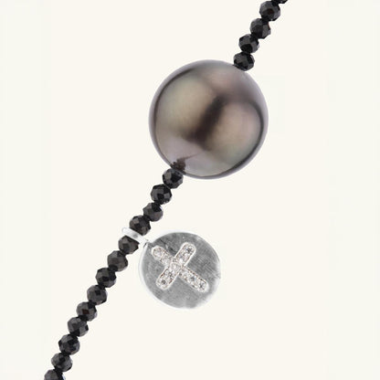 Armband aus glänzendem schwarzen Spinell und Tahitiperlen - JESCOJES