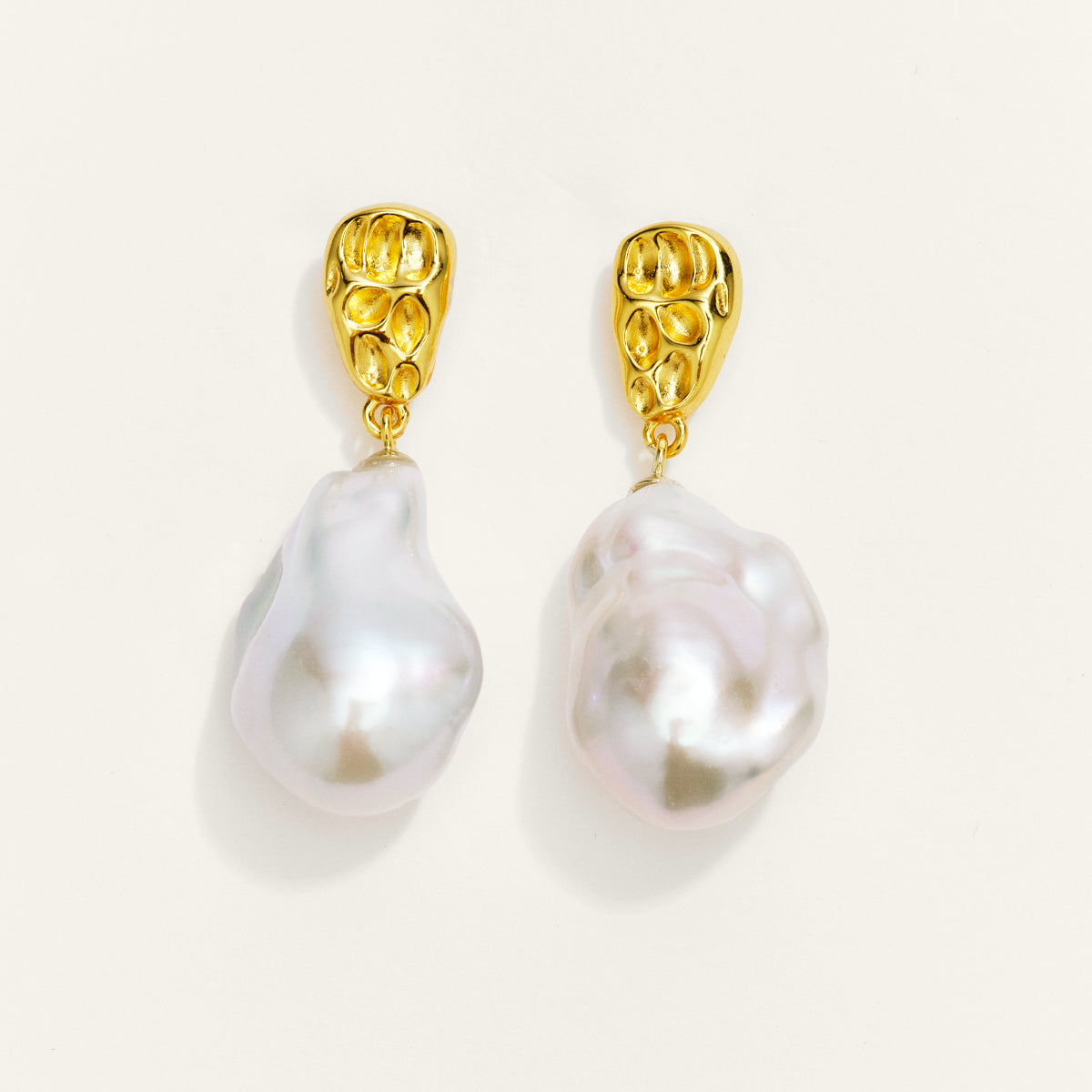 Shining Baroque Pearl Drop Earrings