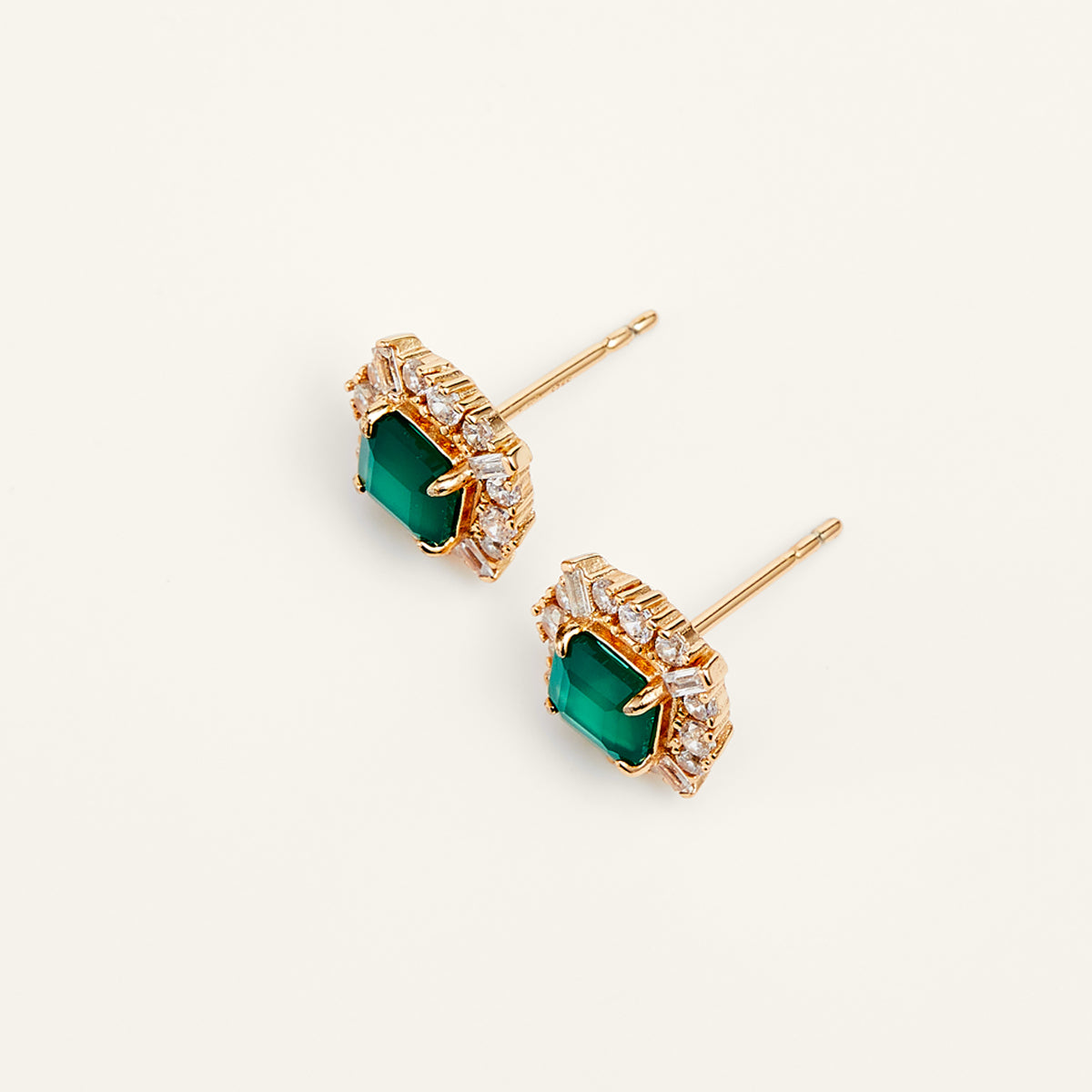 Charming Green Agate Stud Earrings