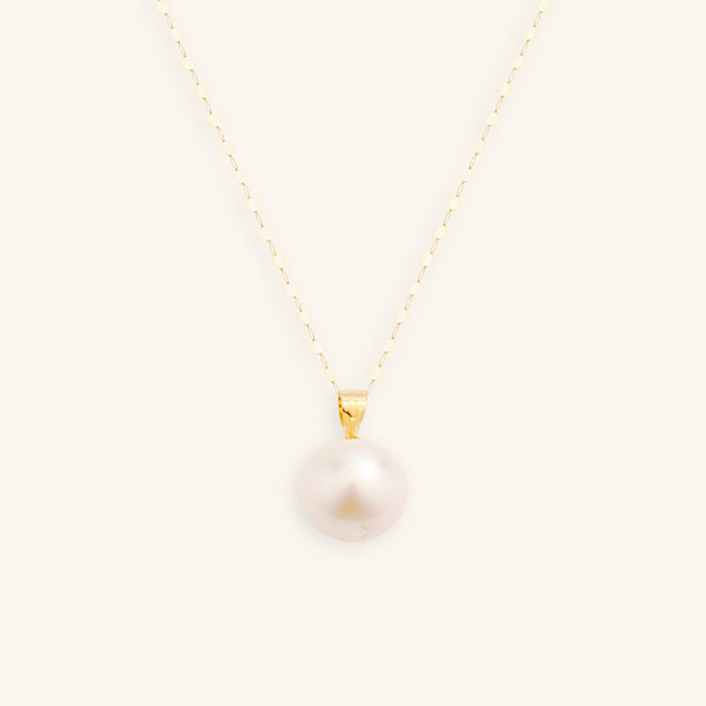 Shining Gold Pearl Pendant Necklace