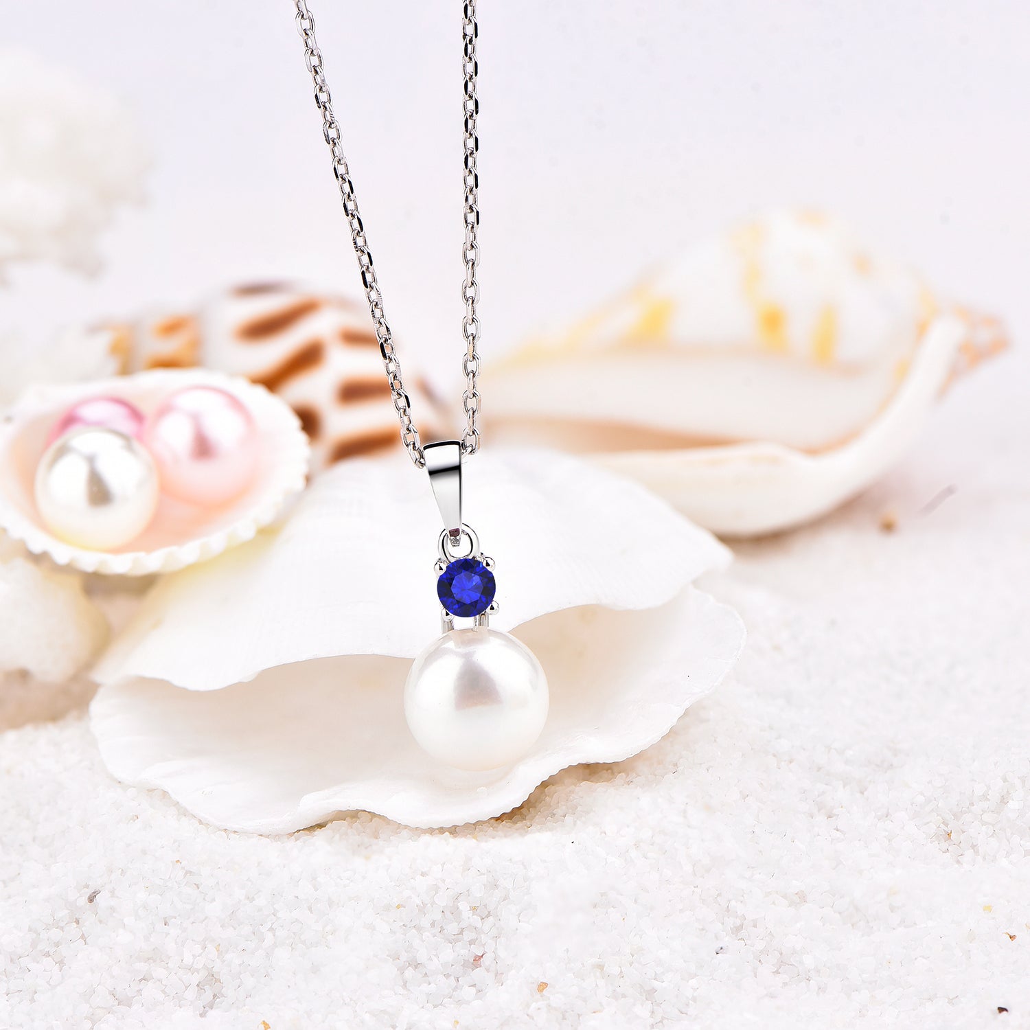 JESCOJES Dynamic Pearl Pendant Necklace - Dark Blue