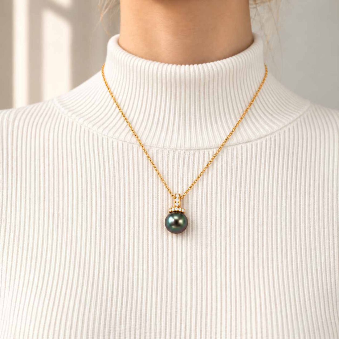 JESCOJES The Halo | Convertible Tahitian Pearl Pendant Necklace