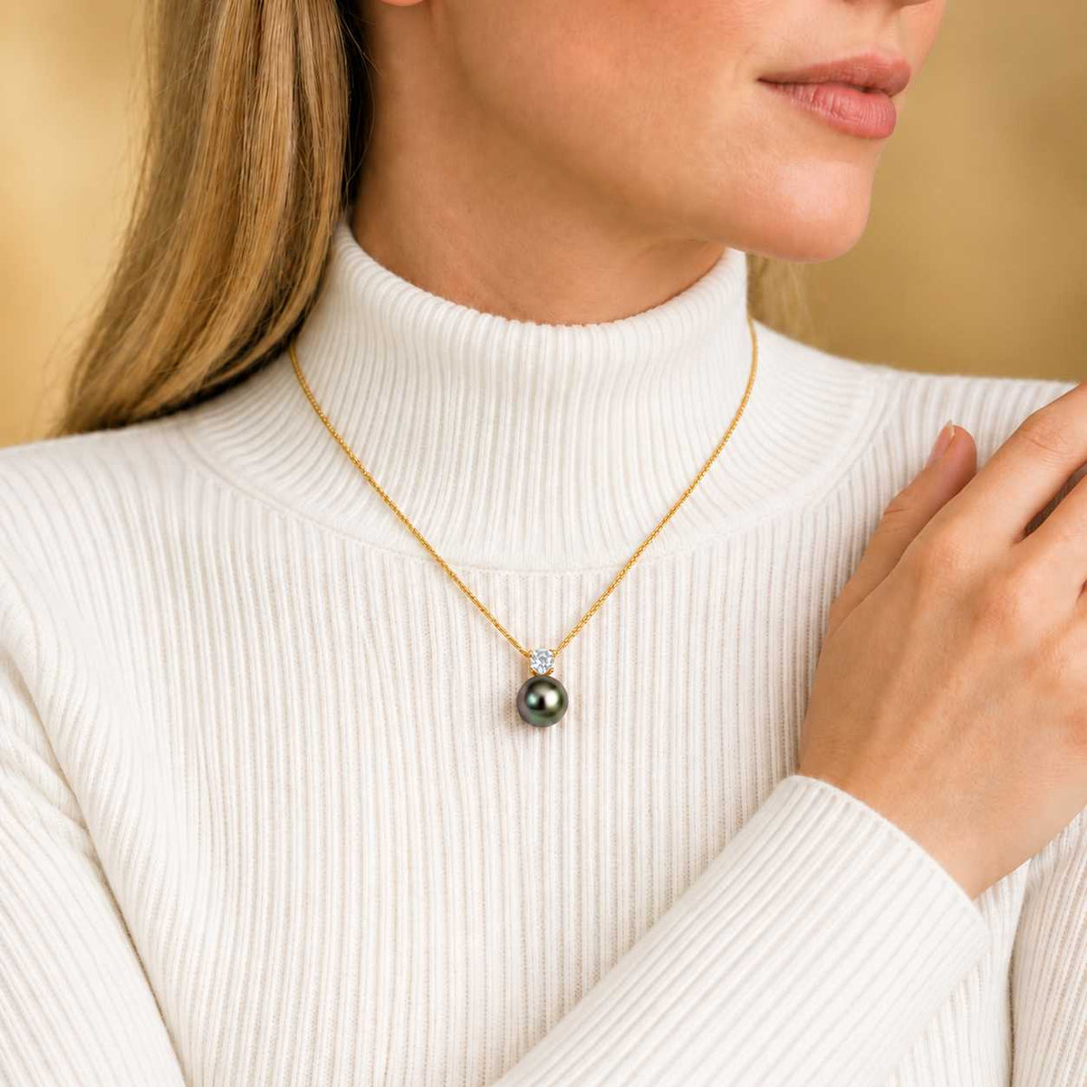 JESCOJES The Noble | Tahitian Pearl Pendant Necklace