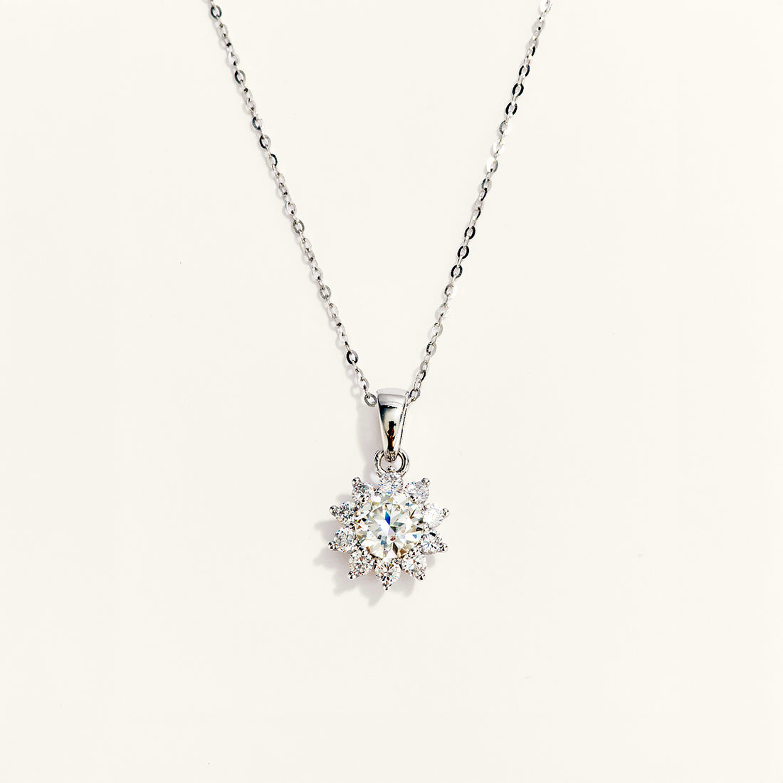 Brilliant Sunflower Moissanite Pendant Necklace - JESCOJES