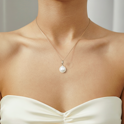 JESCOJES Shining 18K Gold Premium Pearl Pendant Necklace - White Pearl White Gold- model