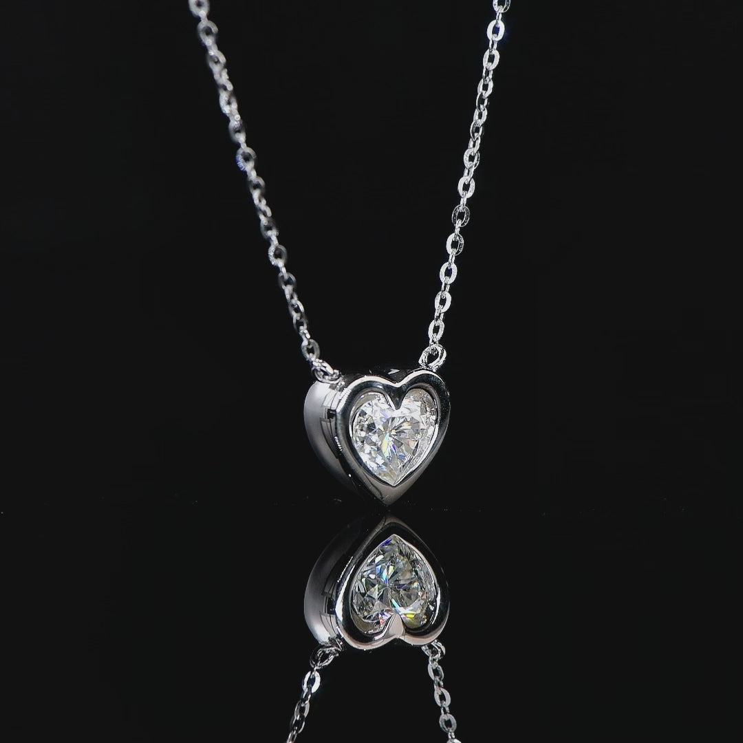 JESCOJES Shining Heart Moissanite Pendant Necklace